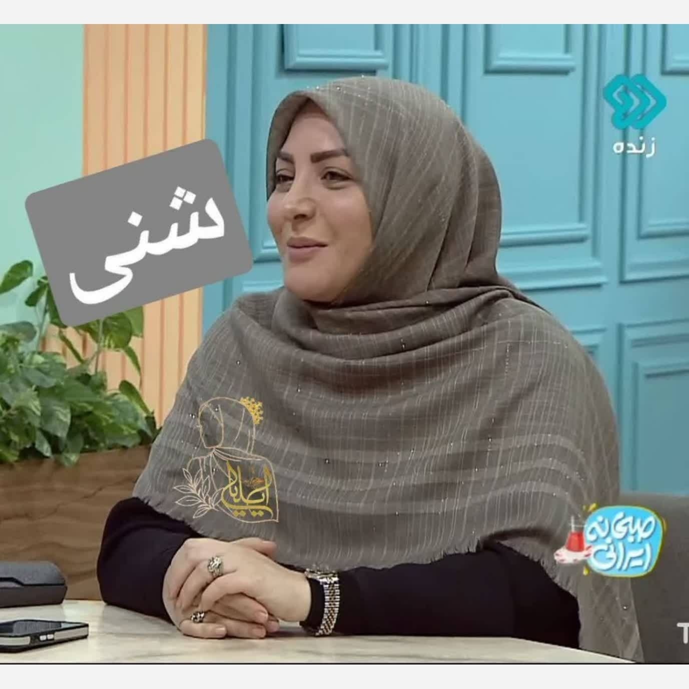 روسری لنین نخی تمام لمه دار قواره 140 سبک و کاربردی