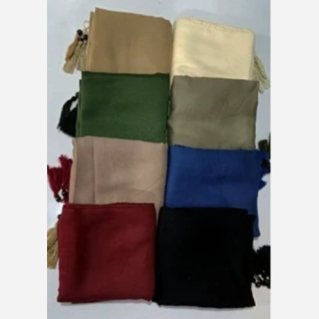 روسری نخی قواره بلند ساده دور دوخت منگوله دار (شامل هدیه)