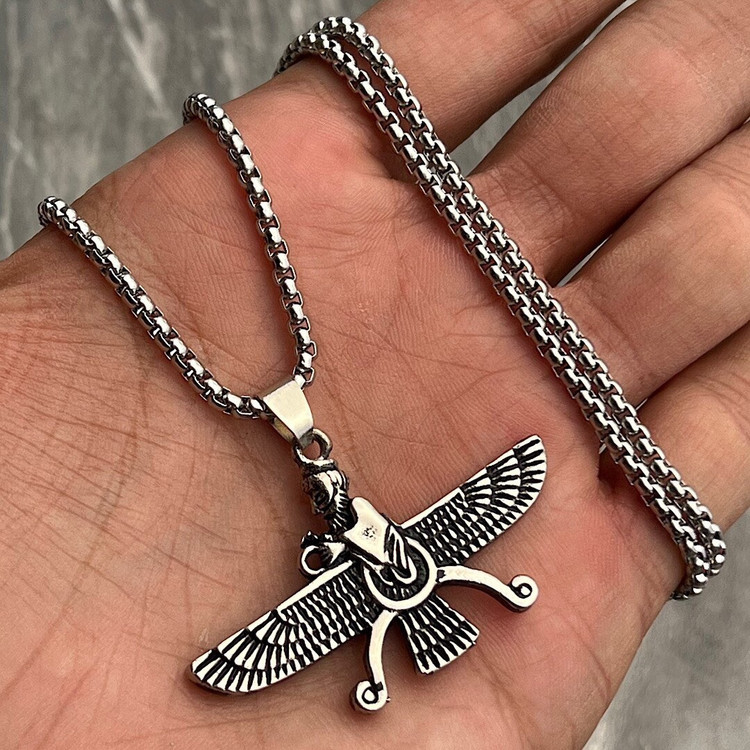 گردنبند فروهر گردنبند کوروش کبیر گردنبند پسرانه