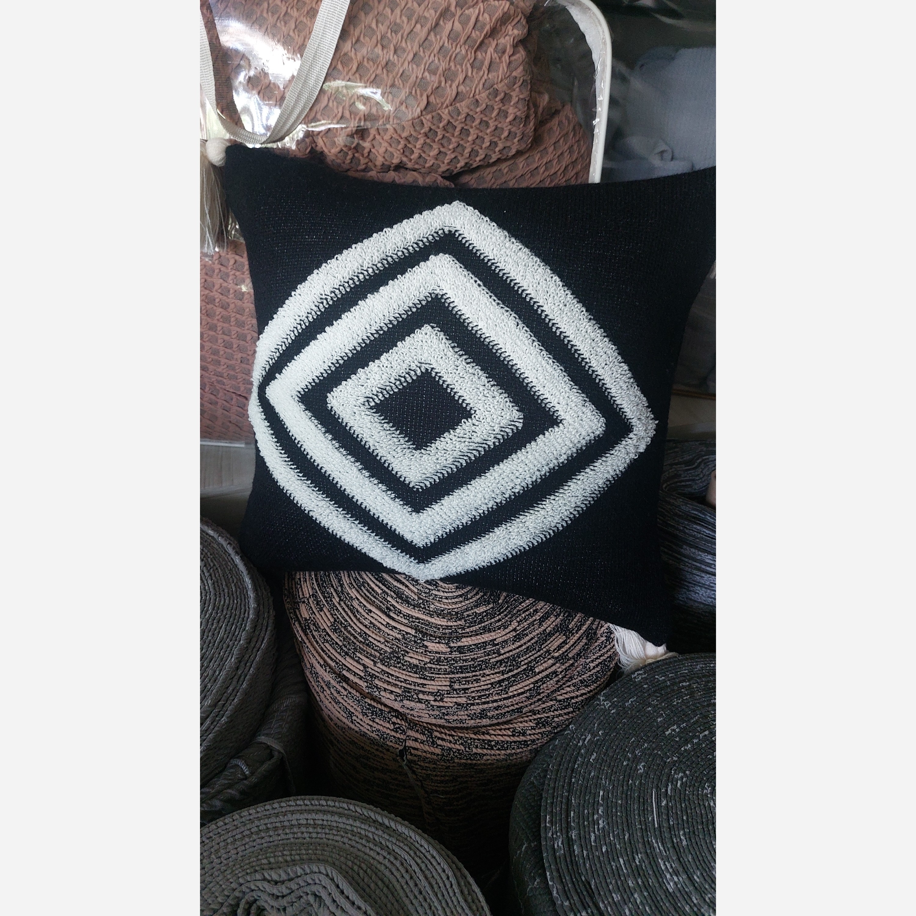 کاور کوسن پانچدوزی نخ ترک درجه 1 (پس کرایه)