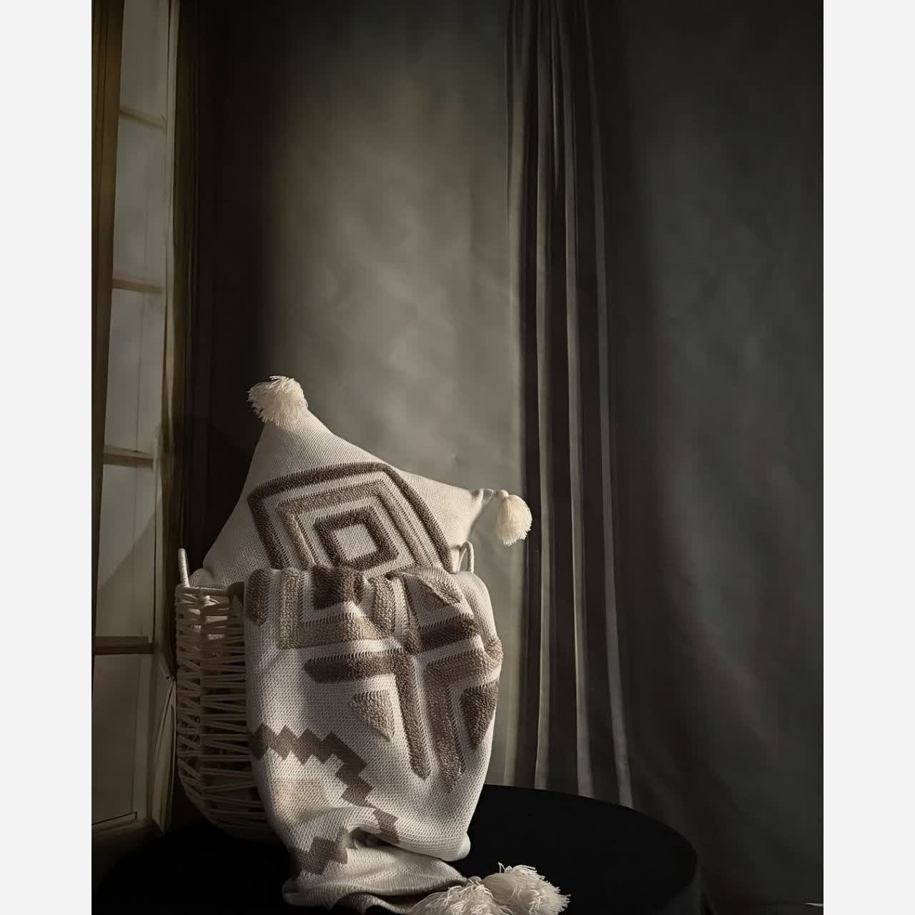 کاور کوسن پانچدوزی نخ ترک درجه 1 (پس کرایه)