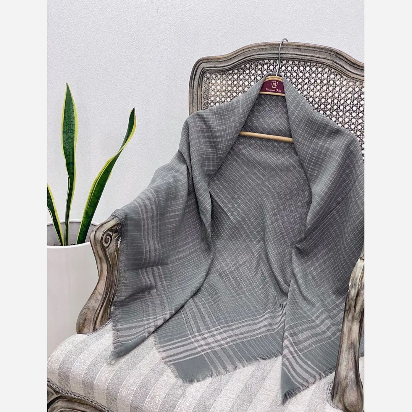 روسری نخی لینن قواره بلند لمه دار