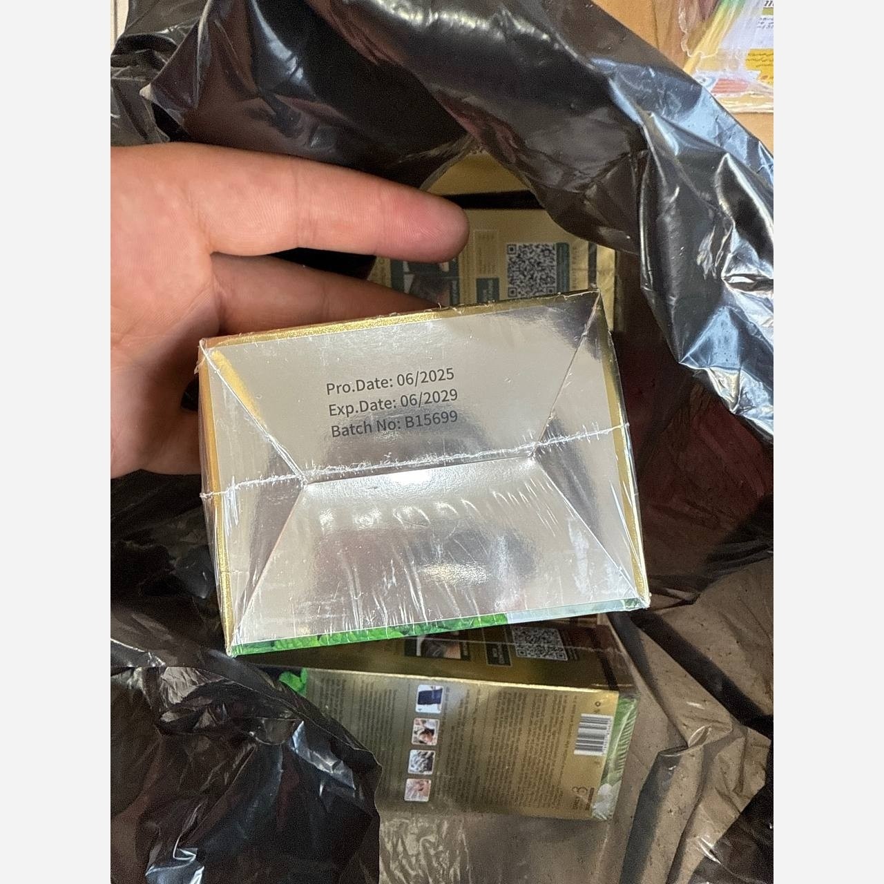 شامپو رنگ مو مشکی ژلاتین بابل موس 500 میل( اصلی ) ضمانتی شامپو ژلاتینی بابل موس رنگ مو مشکی