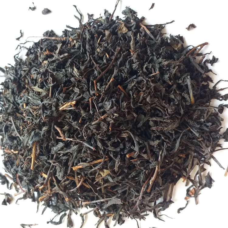 چای قلم لاهیجان چای سیاه درشت 1000گرمی بهاره ایرانی چای شمال