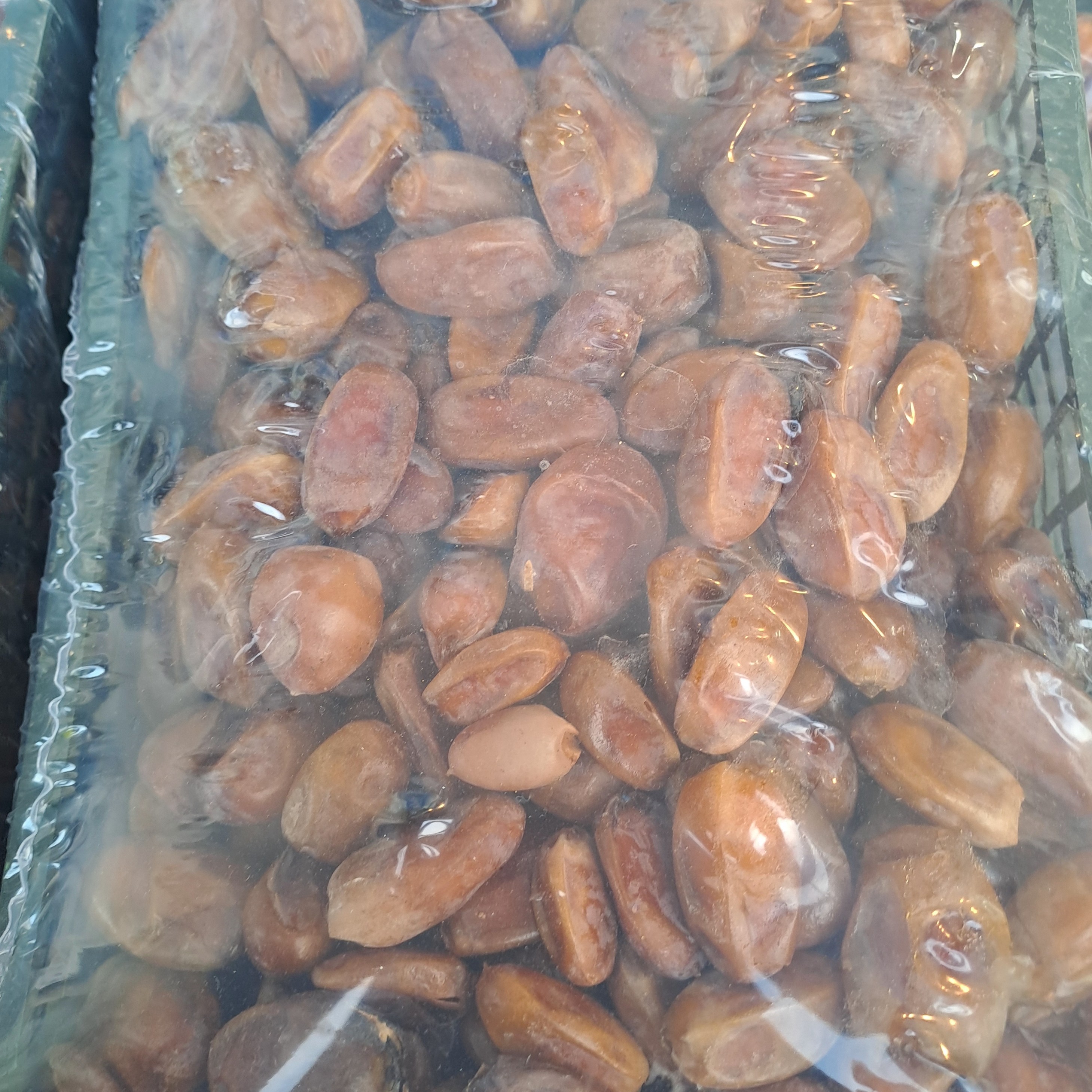 خرما کبکاب ریز (بی هسته) 3کیلویی 1405