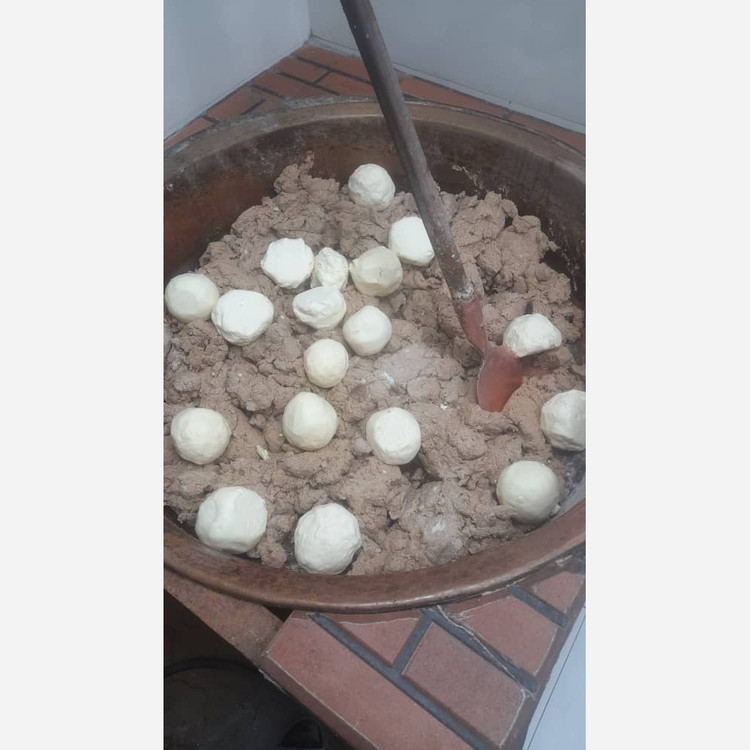 حلوا سیاه کره ای اردبیل (نیم کیلویی)