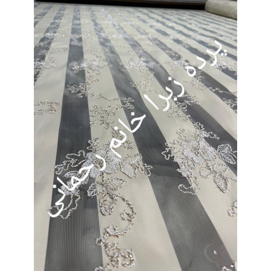 پرده زبرا گلدوزی تخفیف خورده نمونه 10در 10سانت