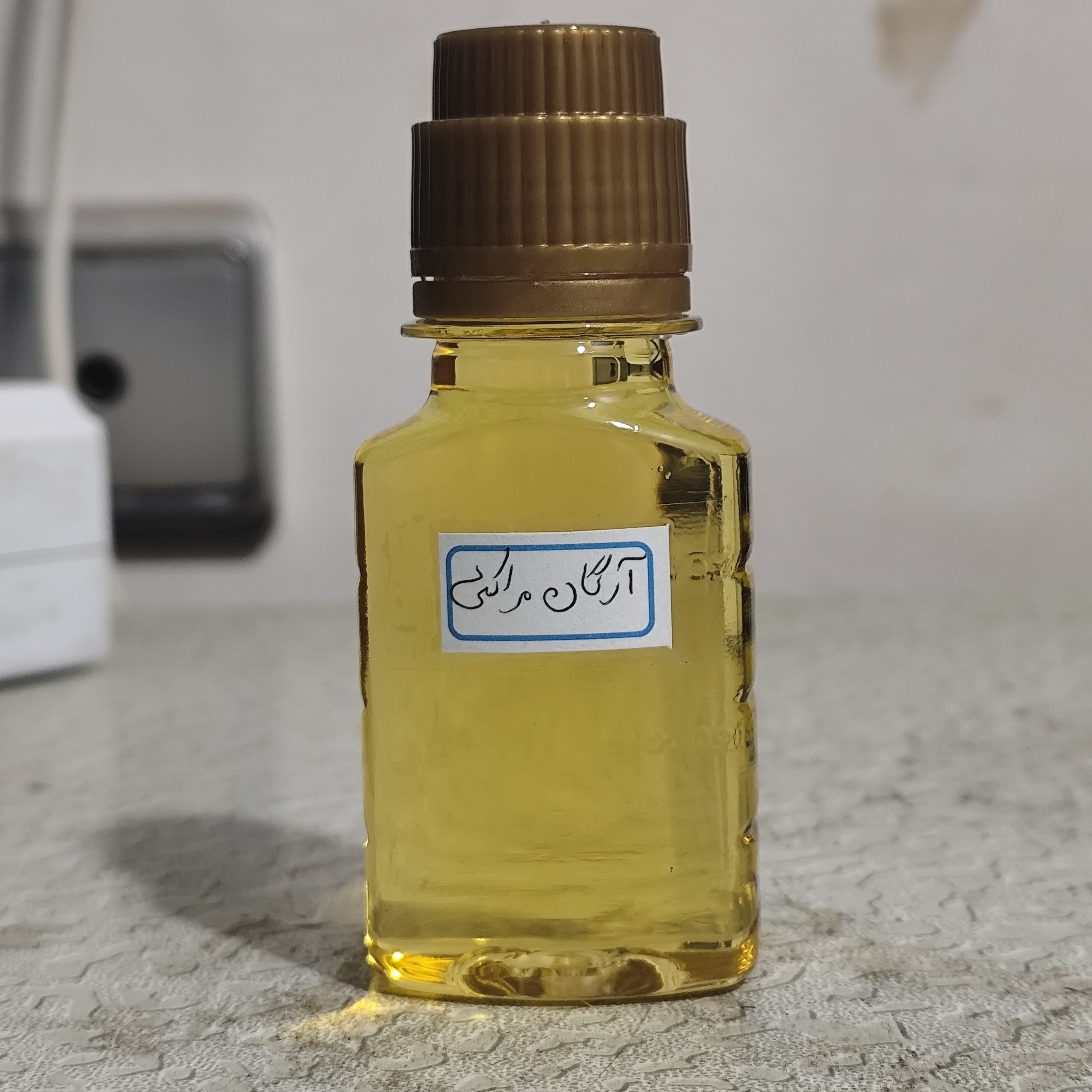 روغن آرگان مراکشی معطر 60 سی سی (بهبود چین و چروک ضدریزش مو رشد مو جوش صورت)