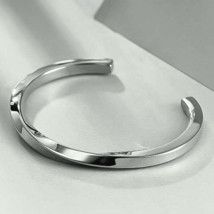 دستبند مردانه بنگل مردانه پیچ استیل رنگ ثابت