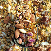 گرانولا 1 کیلویی زعفرونی پرانرژی پرمغز (تولید روزانه)
