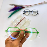 عینک بلوکات زنانه و دخترانه نشکن همراه با کاور و دستمال