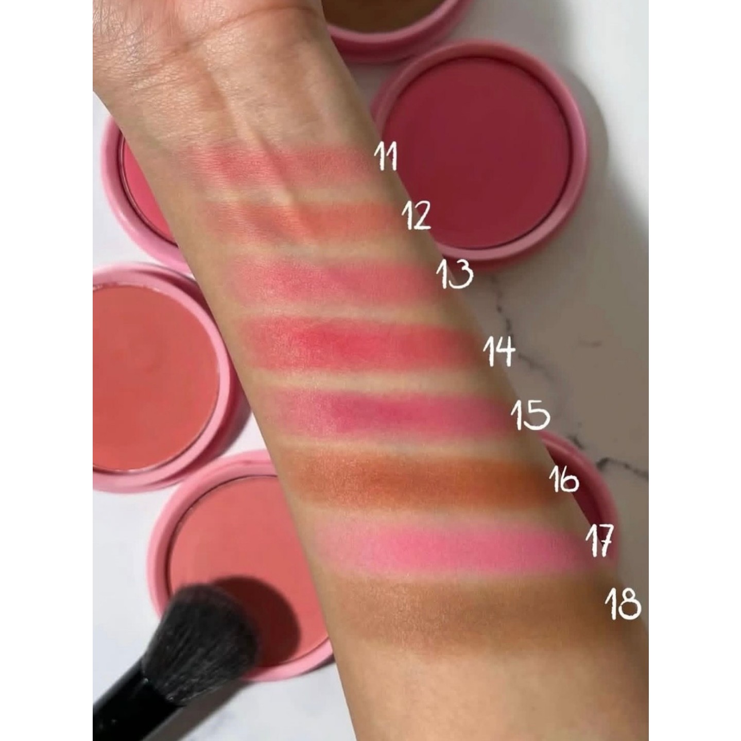 رژگونه پودری مهرونا در 8 طیف رنگی جذاب