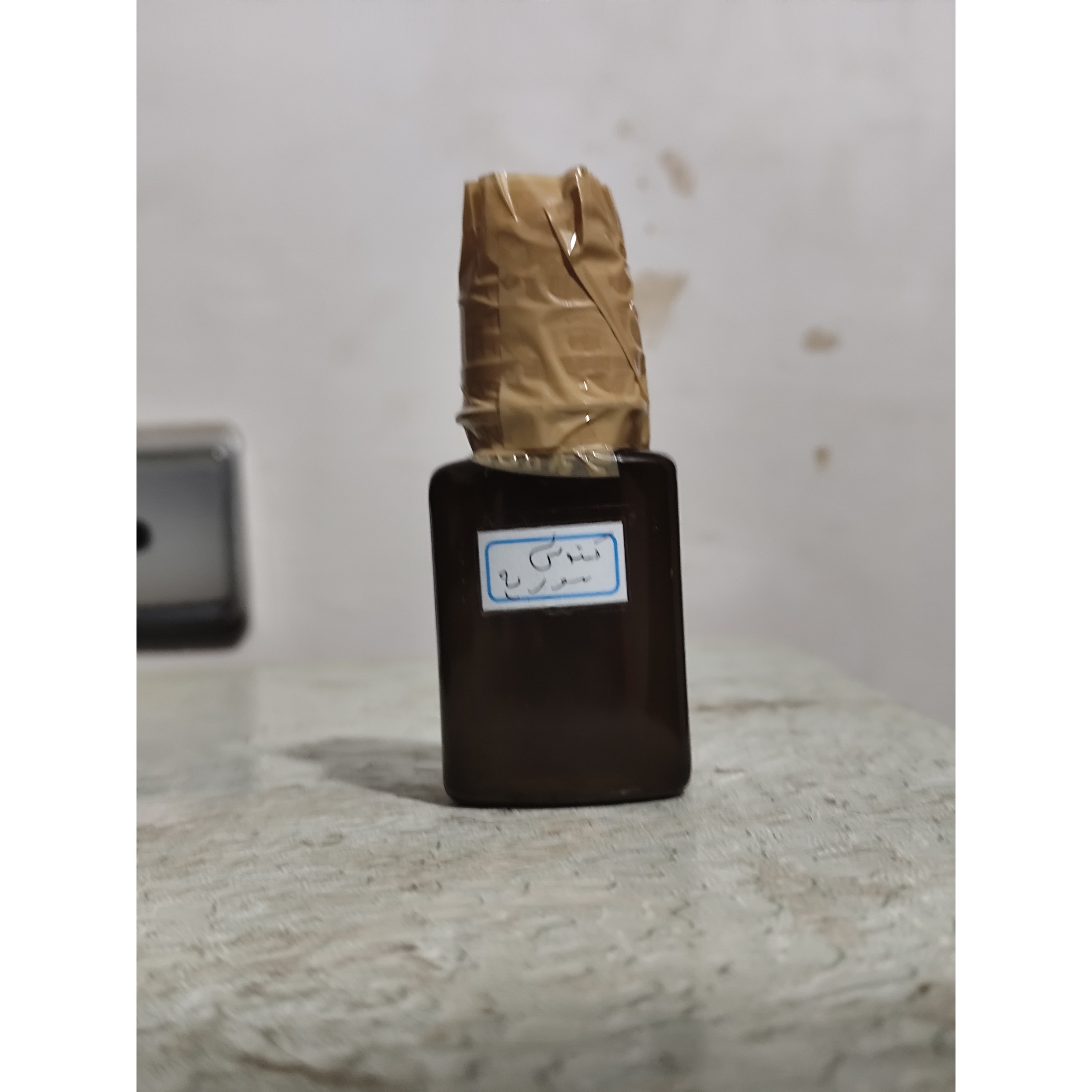 روغن کندش سوریه اصل60 سی سی (تقویت مو پرپشت کننده مو تقویت مژه ابرو ریش و سبیل) روغن کندوش