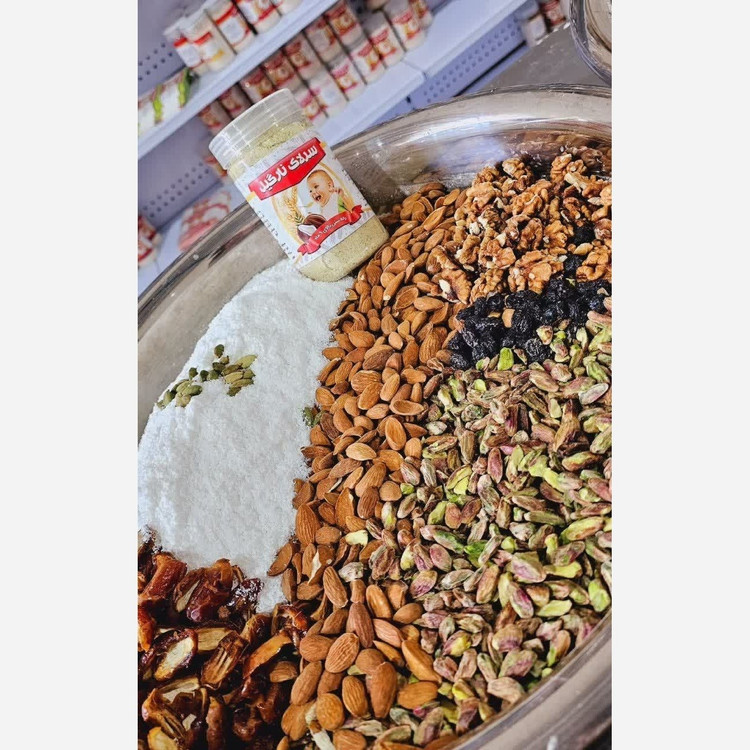 سویق نارگیل و مغز ها 300گرمی