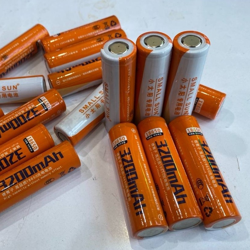 باتری لیتیومی 18650 اسمال سان 3200mAh کله تخت و نوک دار