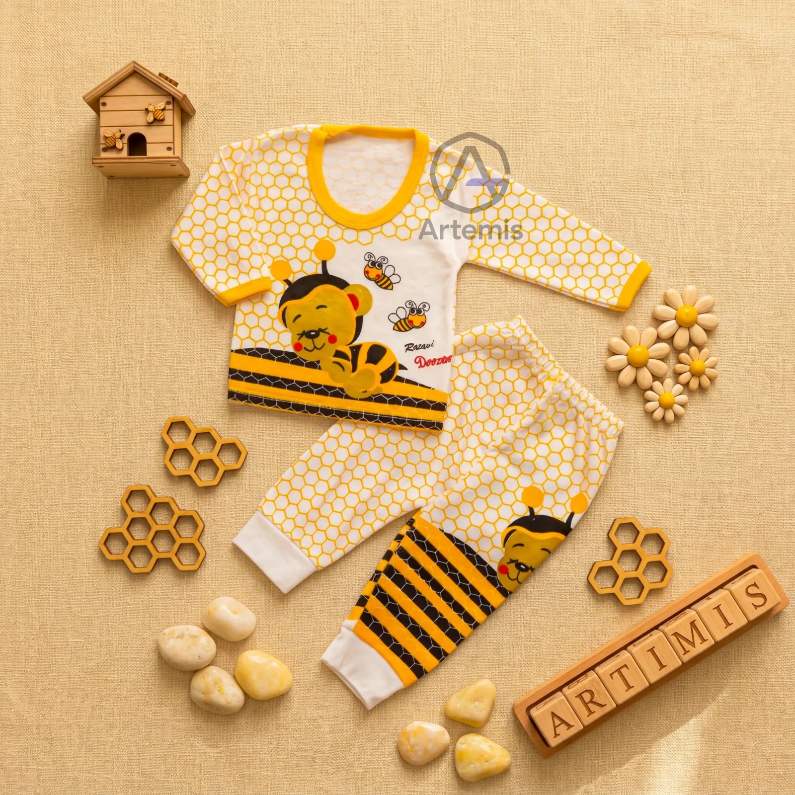 ست پنج تیکه نوزادی مدل زنبور mop 53