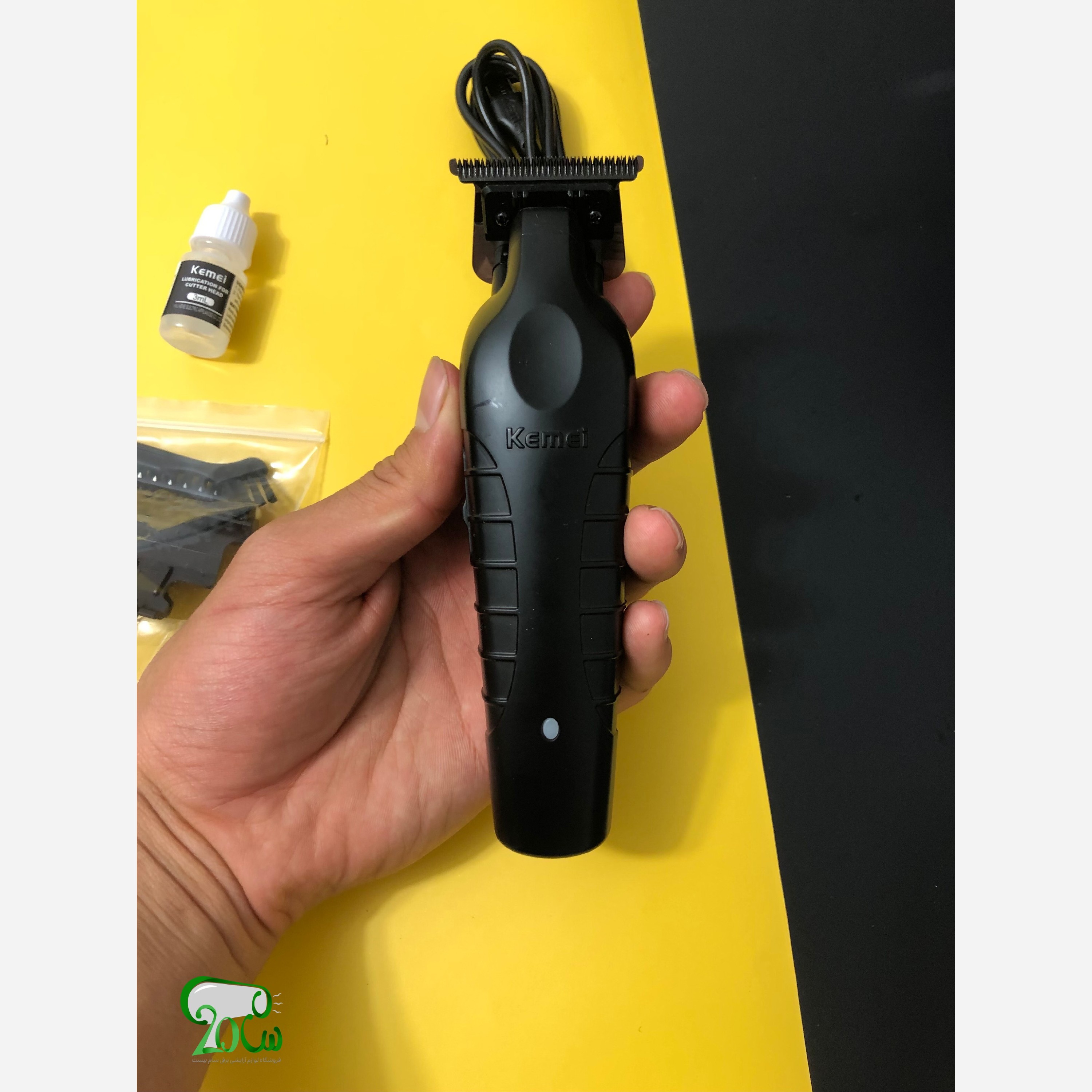 ماشین اصلاح/ریش تراش صفر زن خط زن حرفه ای KM-2299 برند کیمی + با گارانتی معتبر