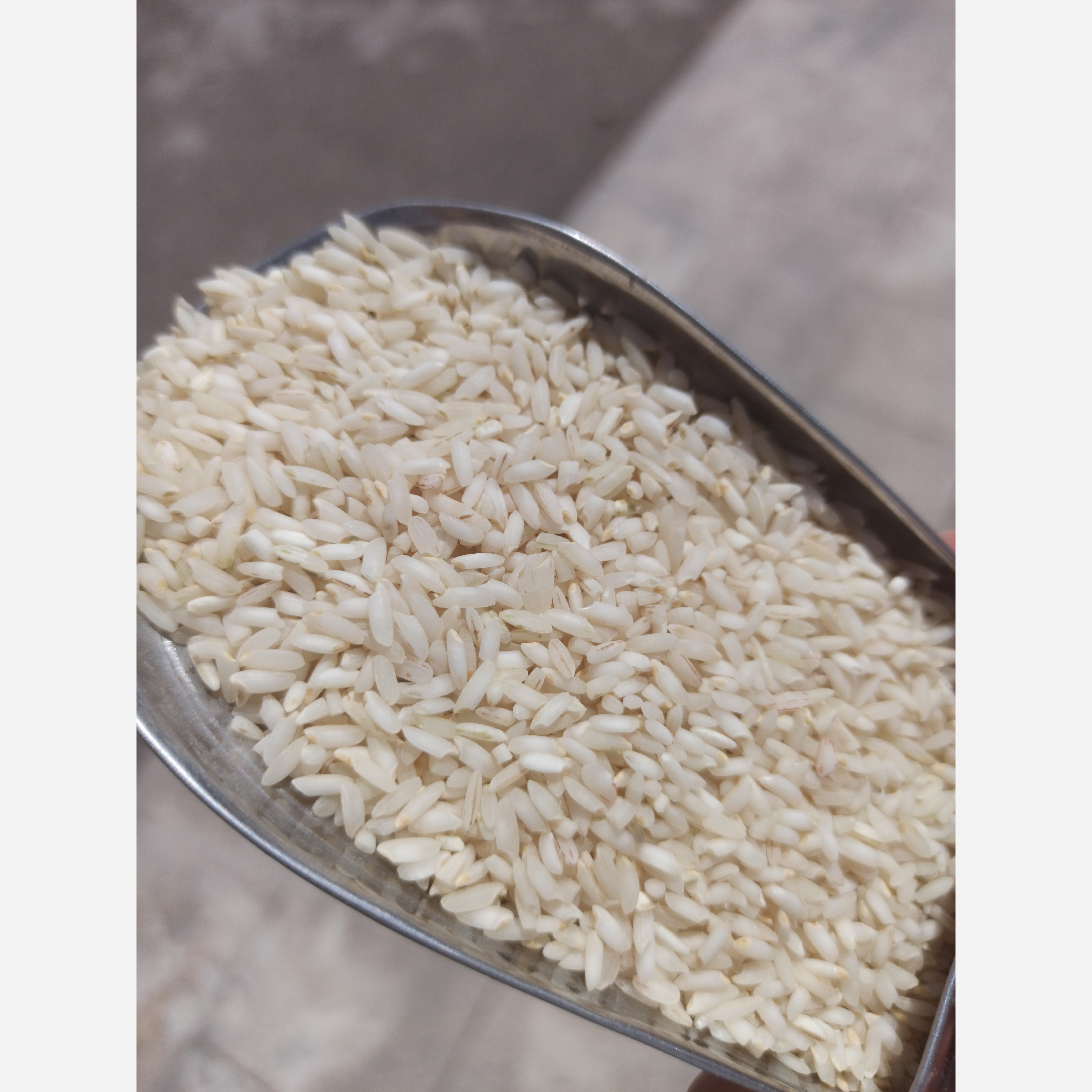 برنج عنبربو خوزستان درجه یک (10 کیلویی)