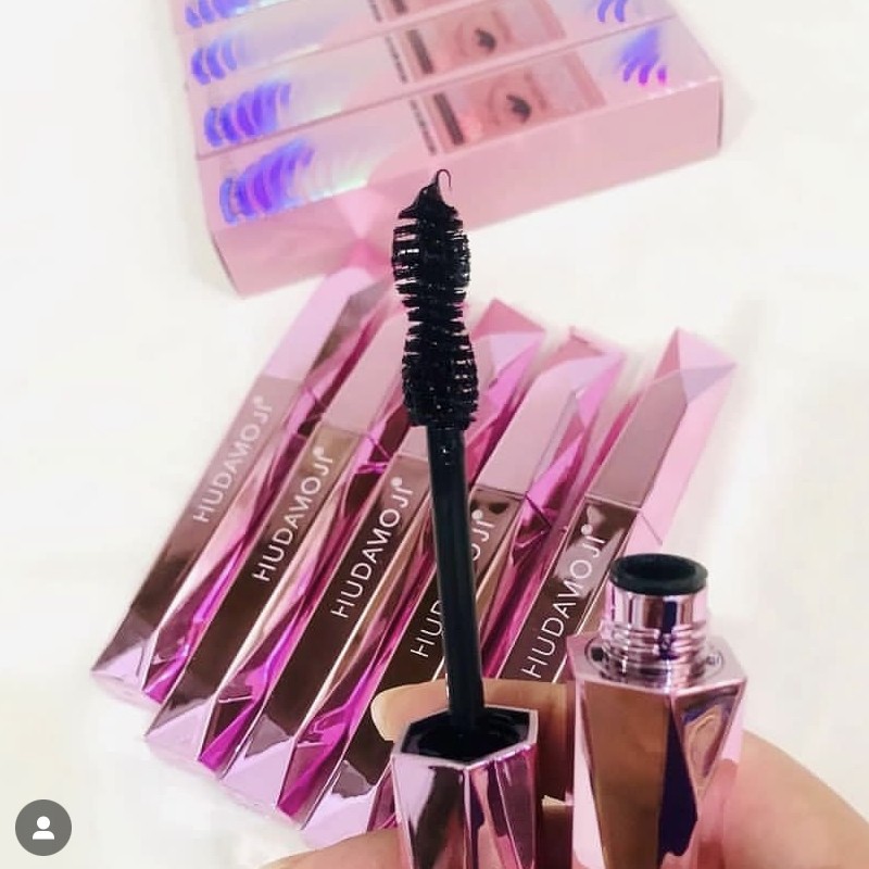 ریمل هدی موجی مدل الماسی پرپشت کننده و حجم دهنده مژه ماندگاری بالا کاملا مشکی و ضد آب ( محصولات پوستی سانیا )