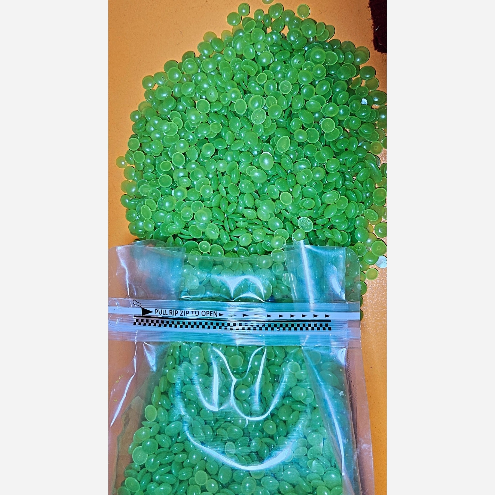 وکس عدسی ژله ای 200گرمی
