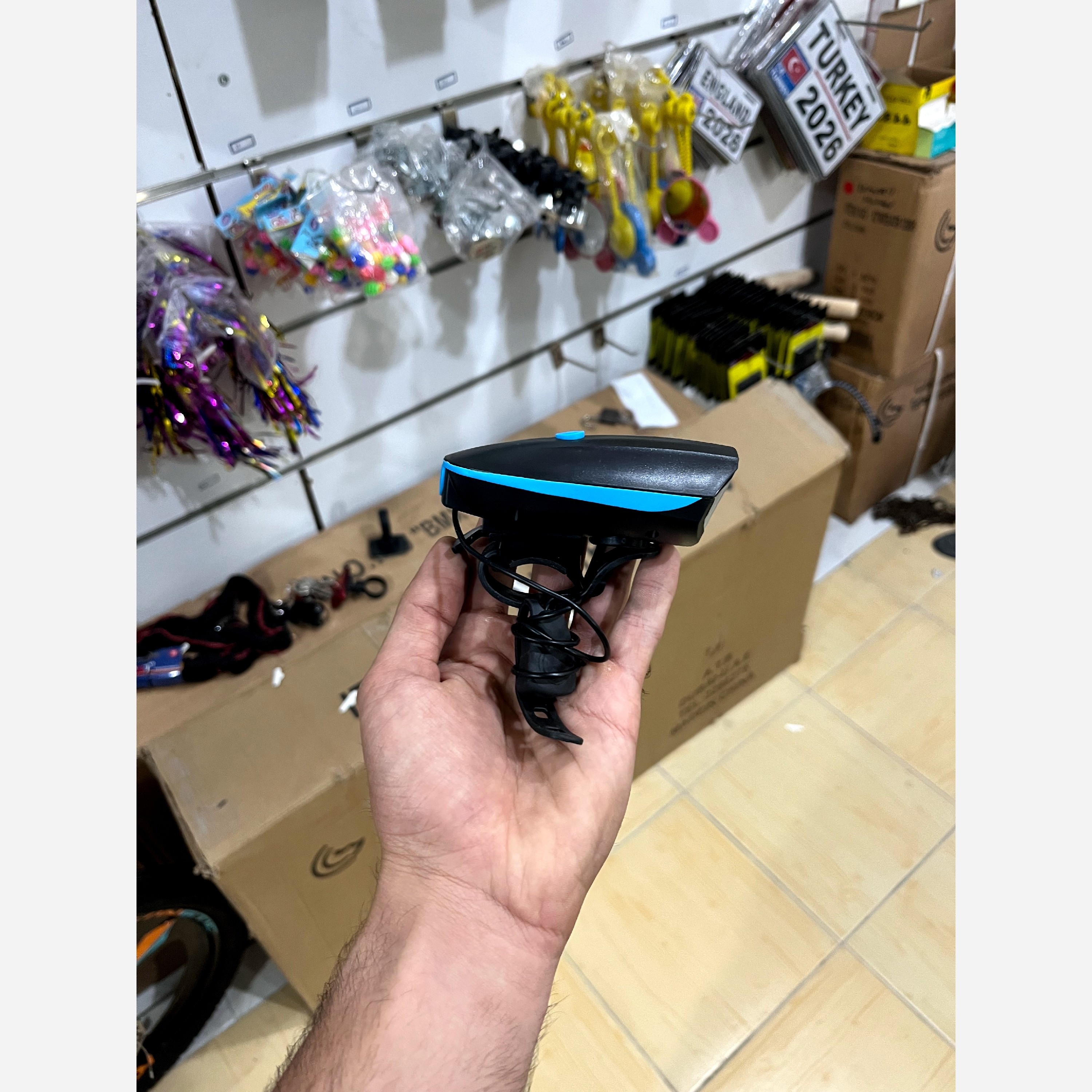 چراغ جلو دوچرخه شارژی بوقدار نور قوی مدل7588