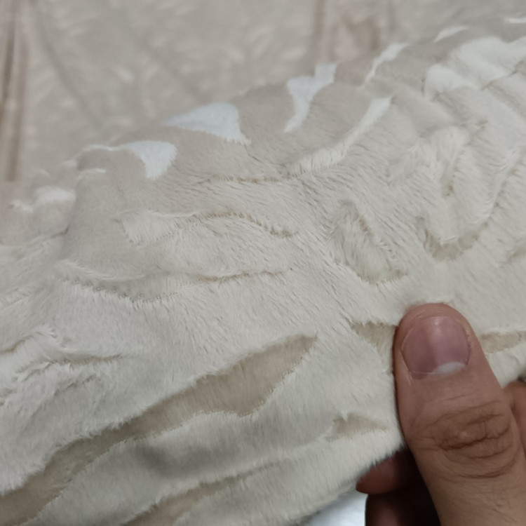پارچه مخمل حبابی درجه یک (عرض 1.80 متر) - فوق العاده نرم، مناسب برای پتو، روی مبل و دستمال