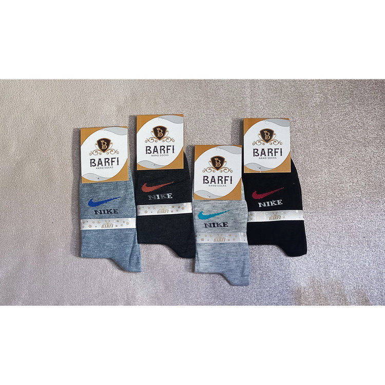 جوراب مردانه پک سه عددی ساق بلند دارای طرحهای متنوع