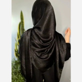 روسری کوپرا ابریشم واکسی مشکی قواره متوسط (شامل هدیه)