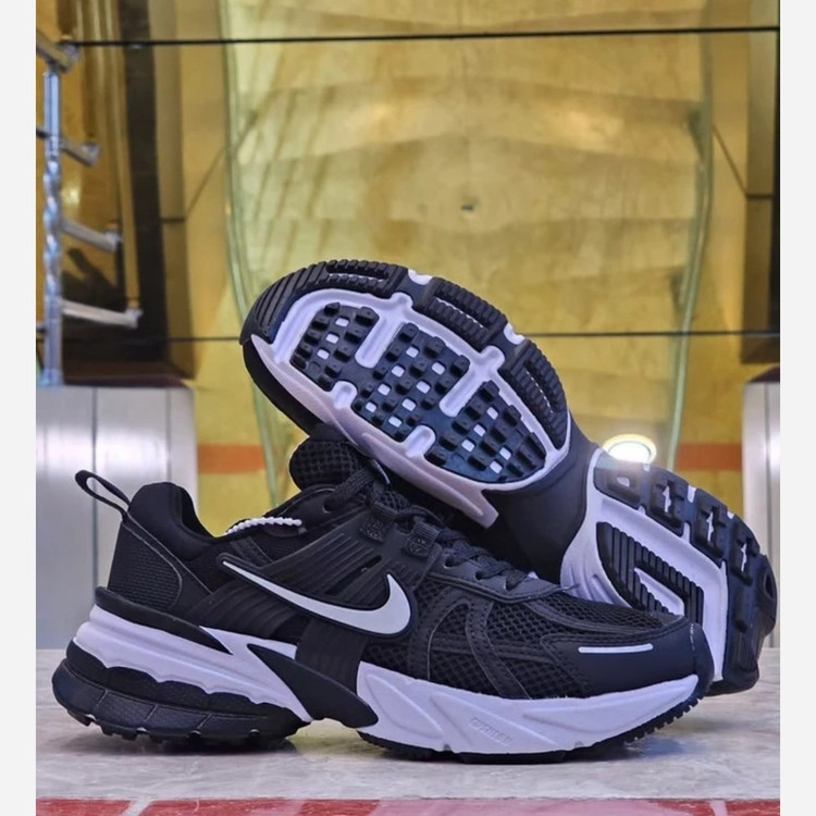 کتونی نایک وی تو کی قهوه ای مردانه زنانه ست Nike V2K