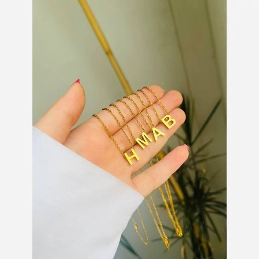 گردنبند حروف سه بعدی طلایی و نقره ای