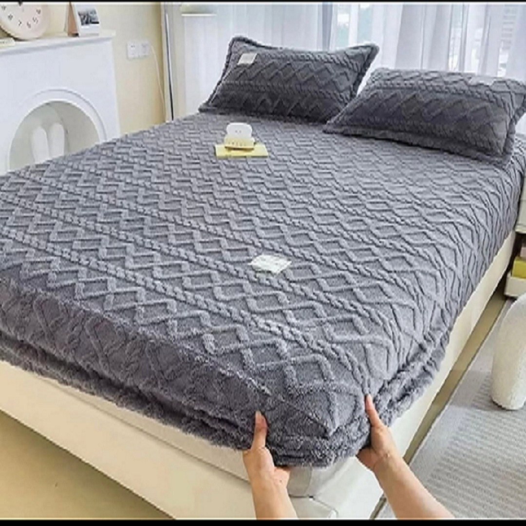 روتختی دونفره طرح گیس بافت(کاور تشک)(پس کرایه)