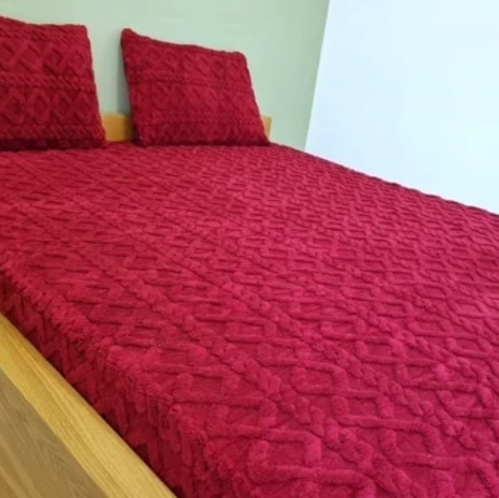 روتختی دونفره طرح گیس بافت(کاور تشک)(پس کرایه)