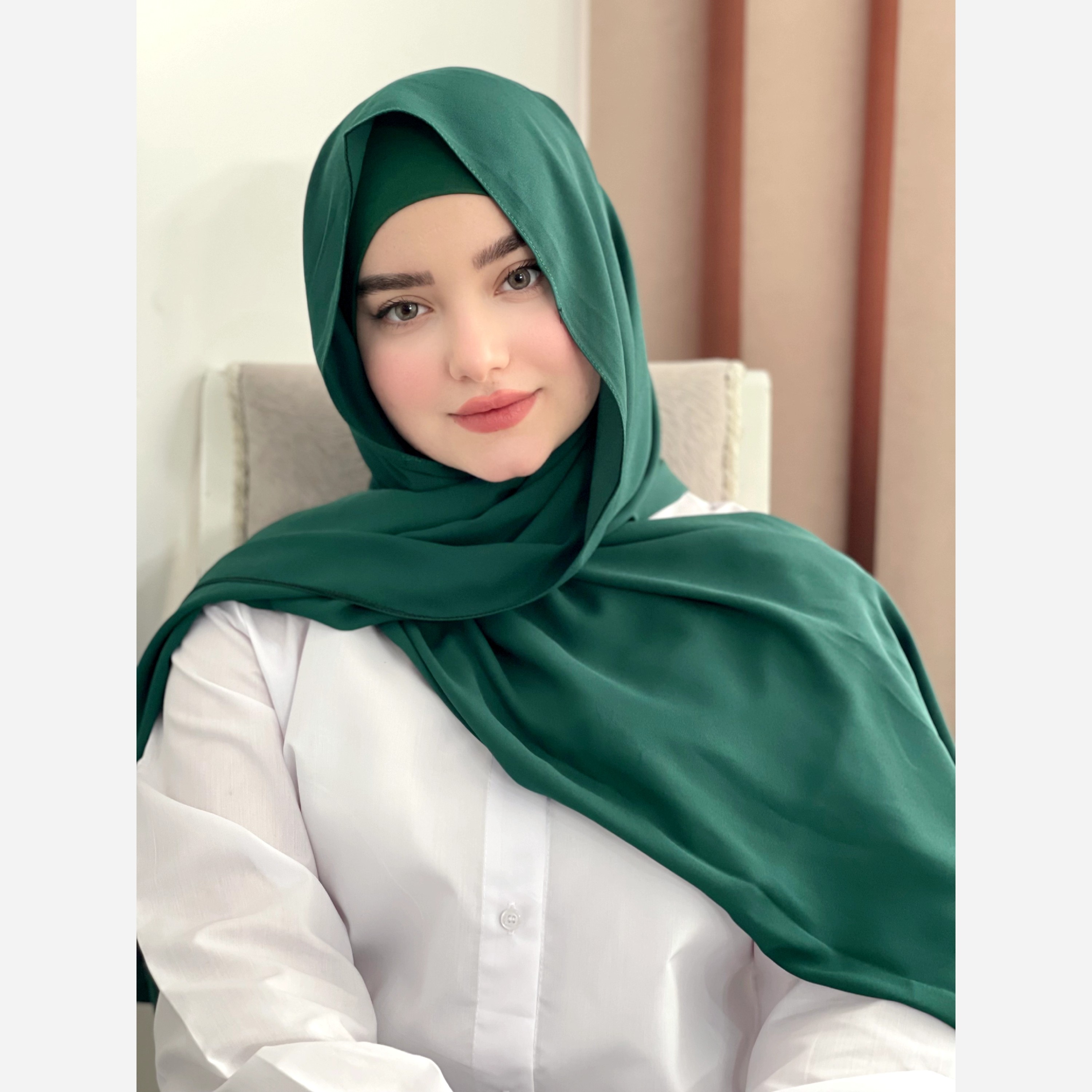 شال کلاهدار دوکاره در رنگبندی