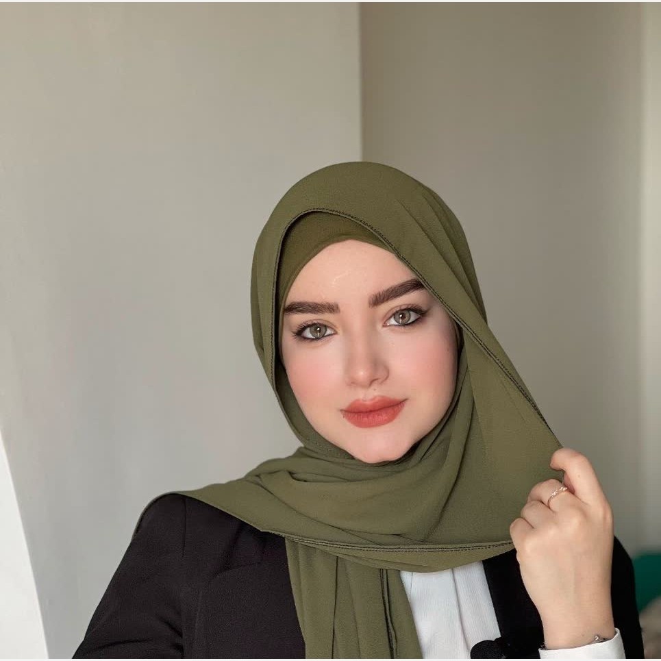 شال کلاهدار دوکاره در رنگبندی