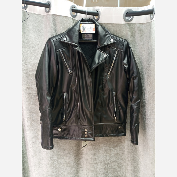 کاپشن مردانه چرم زیپ کج مشکی - در سایزها L- XL- XXL مناسب استفاده در پاییز و زمستان
