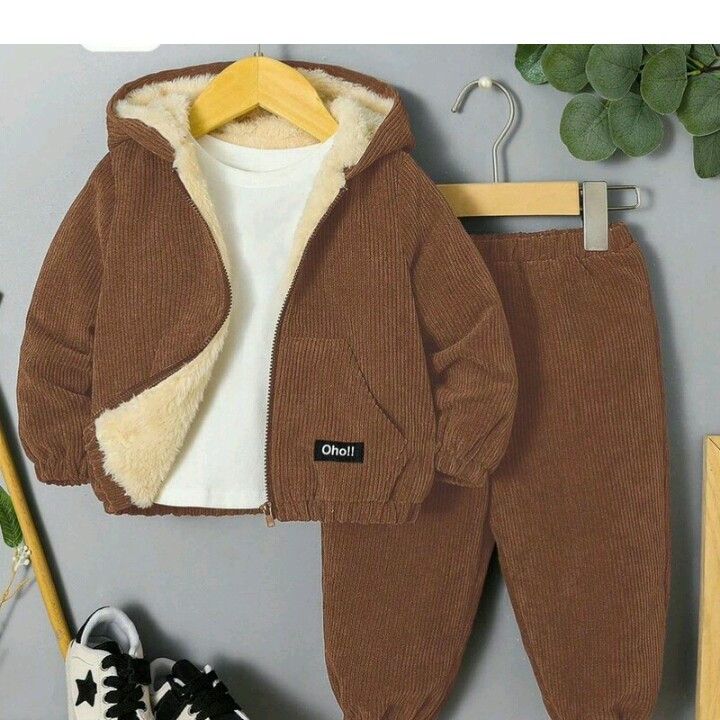 کاپشن و شلوار بچه گانه اسپرت تا8سال
