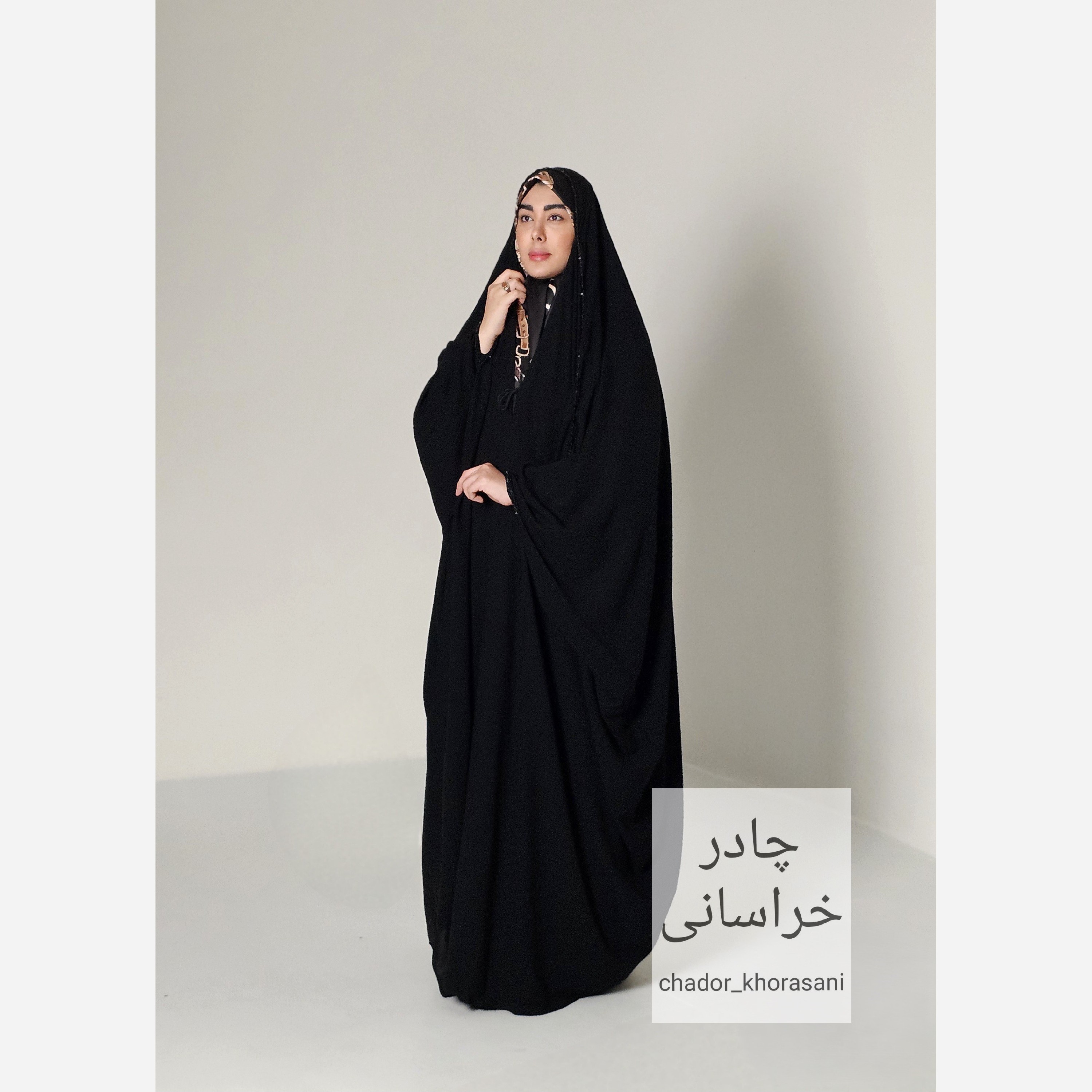 چادر مشکی عربی جده جواهردوزی کرپ درجه یک لاکچری (حریر اسود) و رویال