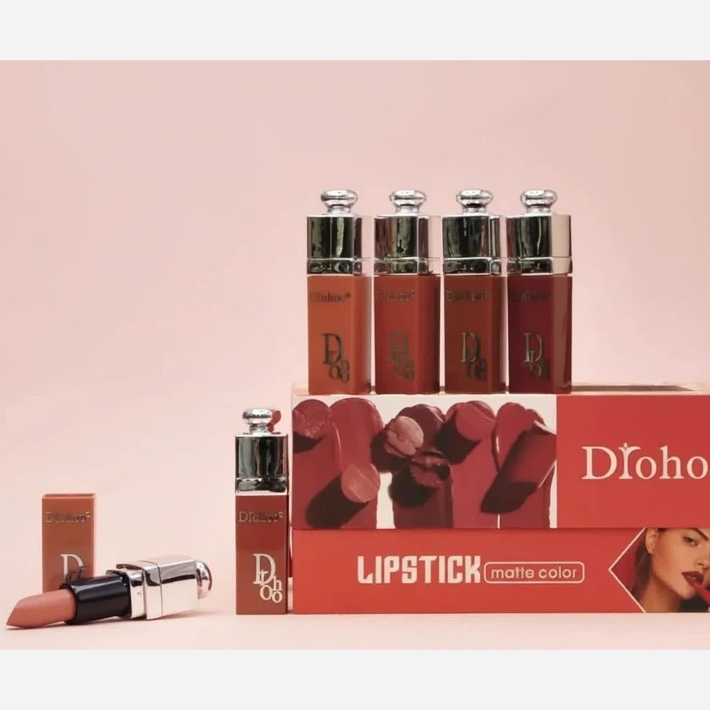 رژلب جامد مات و مخملی برند DrhOo (طرح دیور رنگبندی نود و شیک
