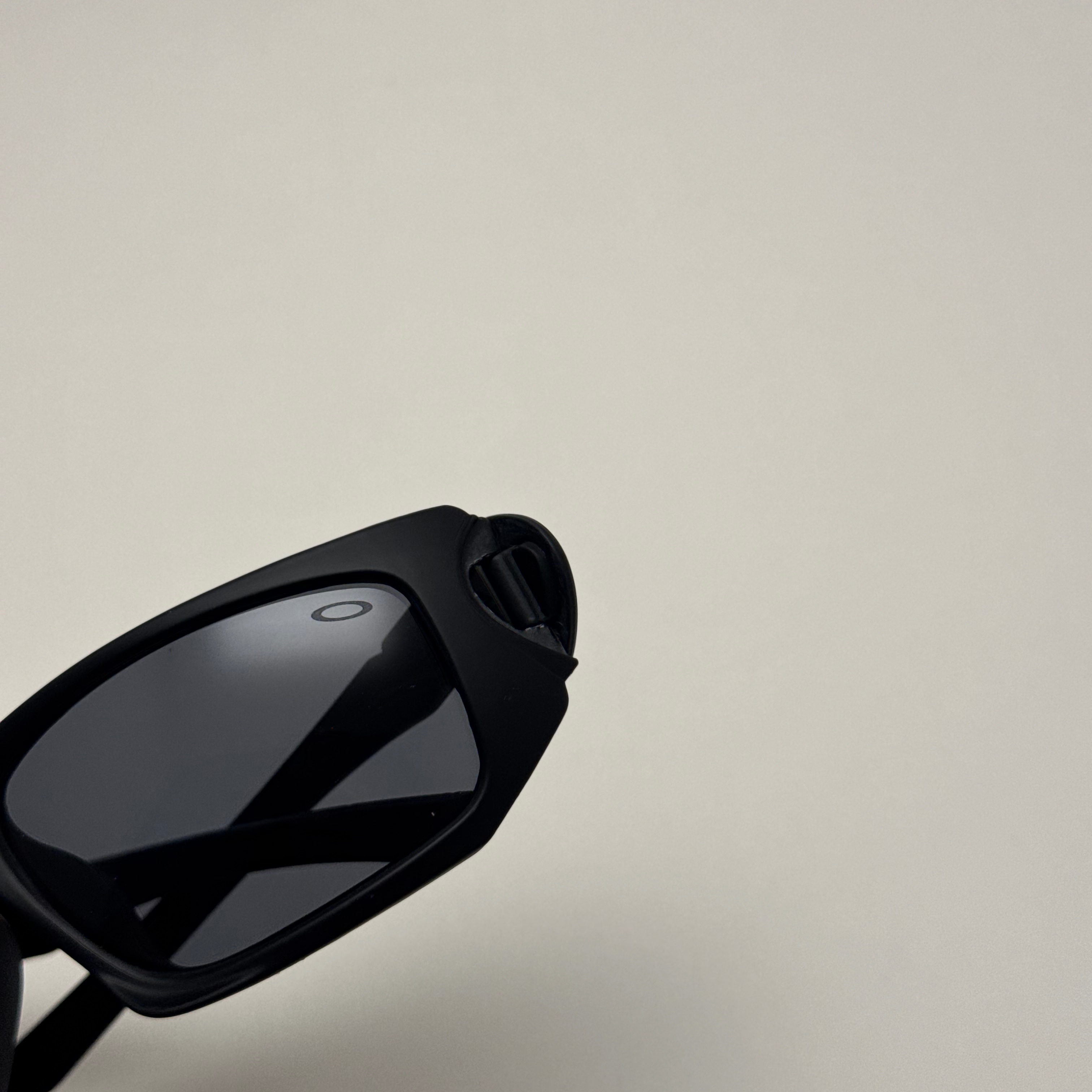 عینک آفتابی اسپرت اوکلی Oakley مدل SCLAPEL تمام مشکی کد 7032