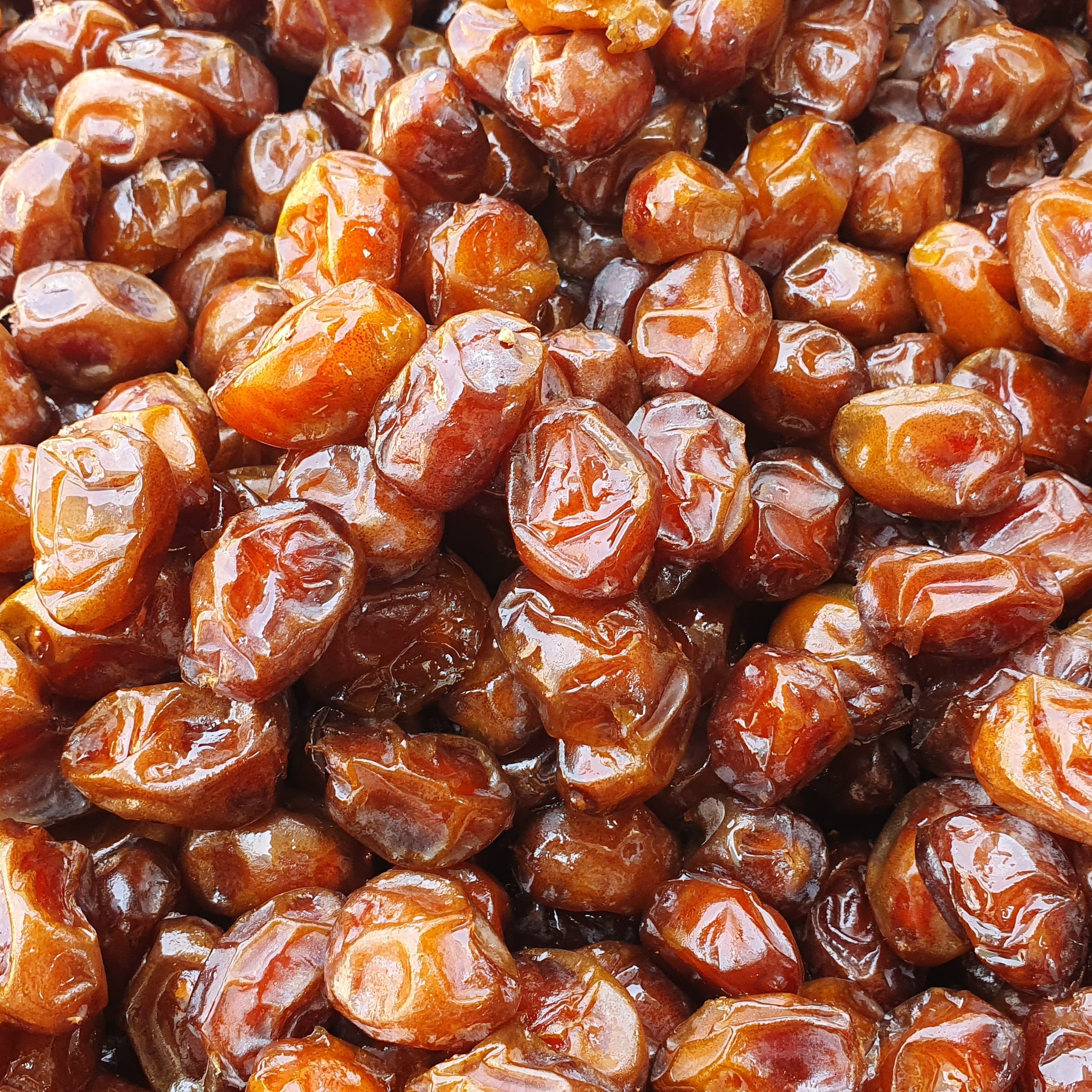 خرما خاصویی 3کیلویی عالی و درجه یک