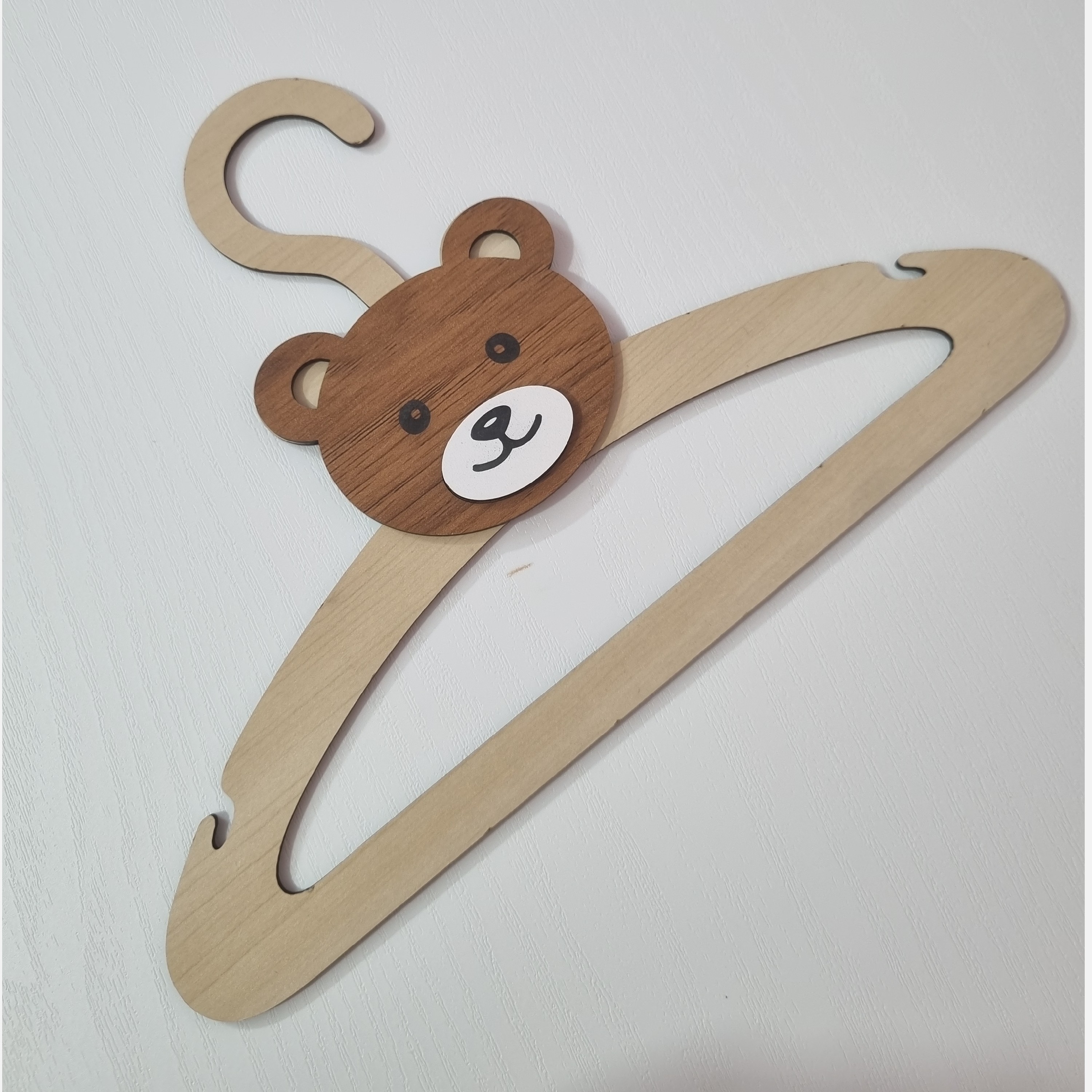 چوب لباسی چوبی نوزاد (کودک) تدی MDF وانوچای برای لباس و شلوار
