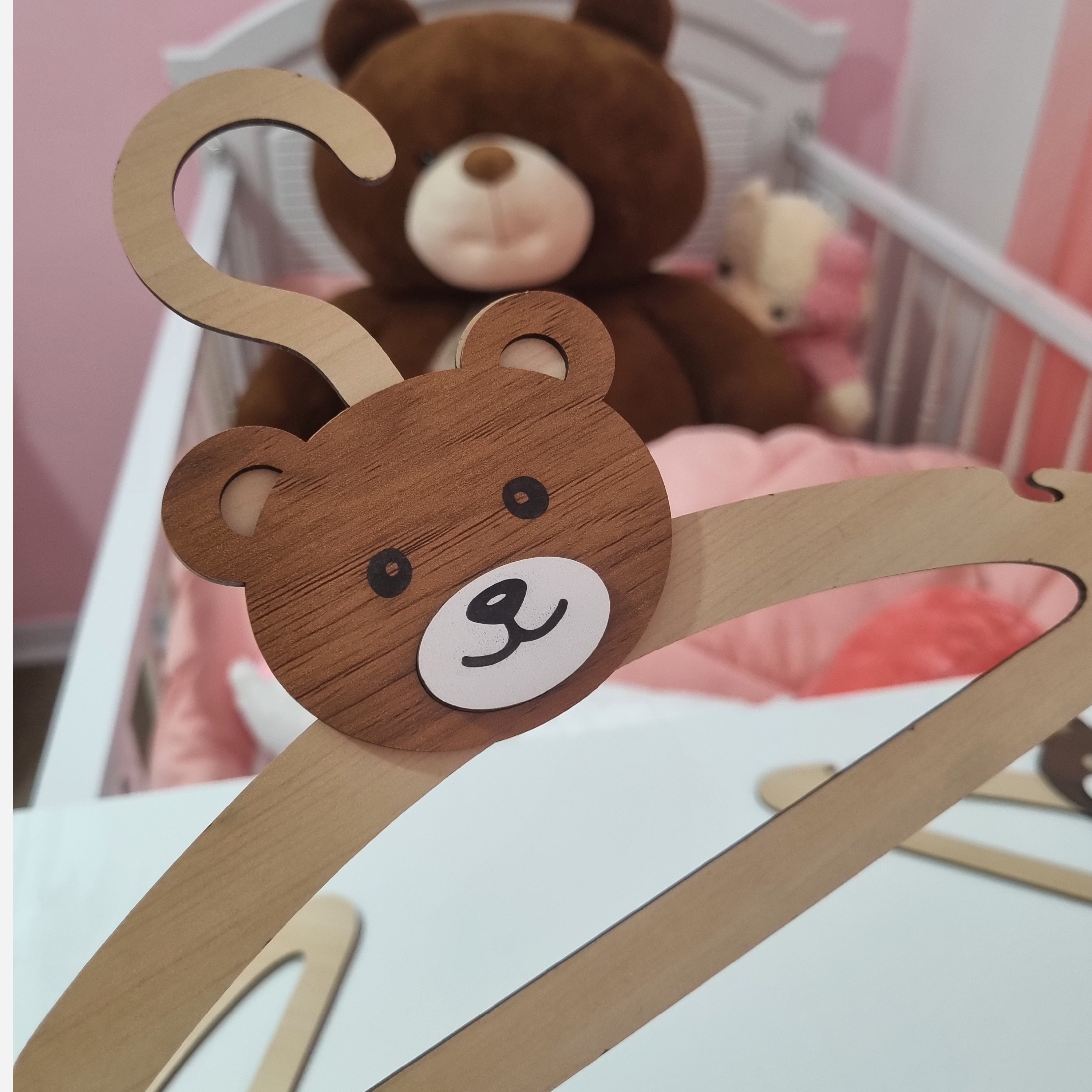 چوب لباسی چوبی نوزاد (کودک) تدی MDF وانوچای برای لباس و شلوار