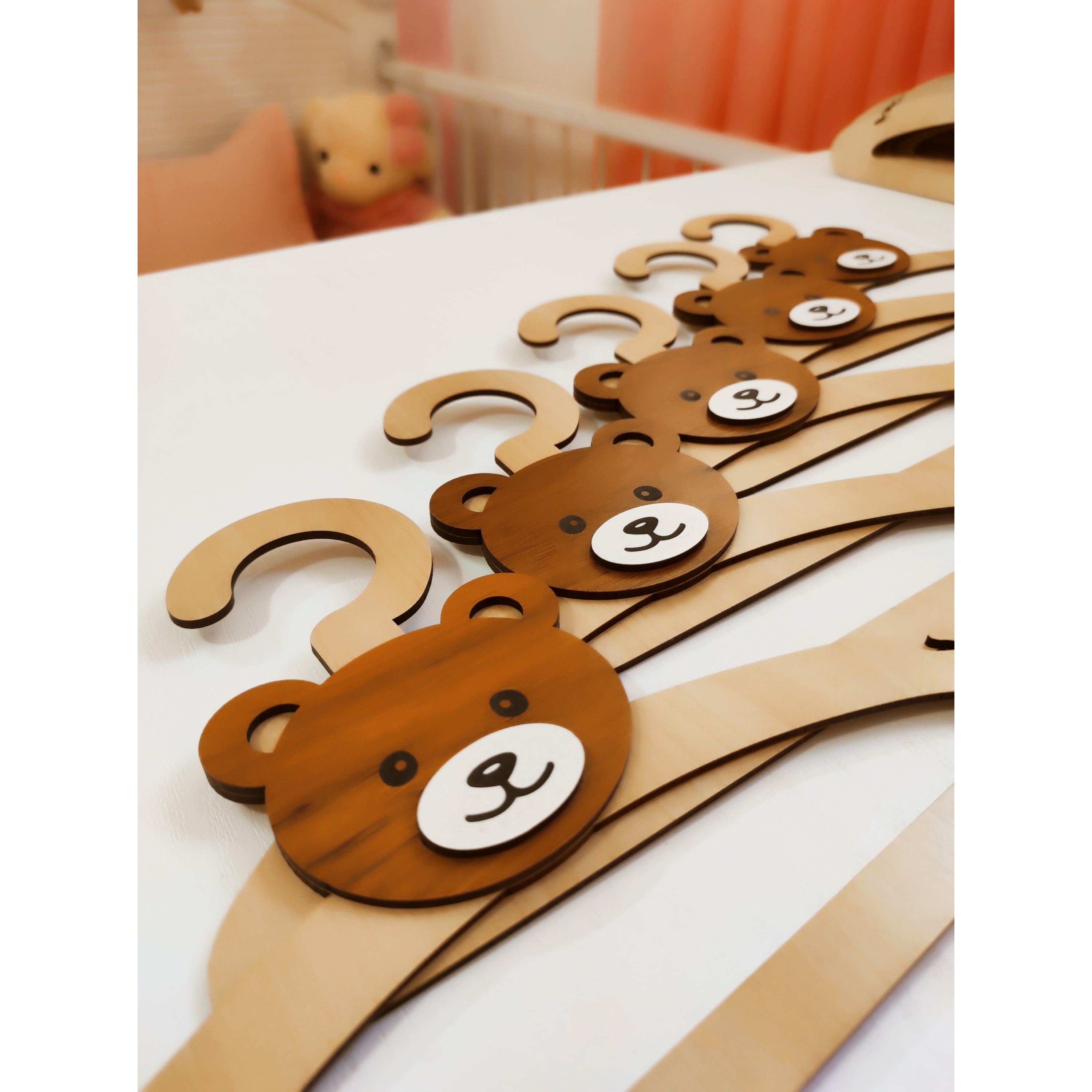چوب لباسی چوبی نوزاد (کودک) تدی MDF وانوچای برای لباس و شلوار
