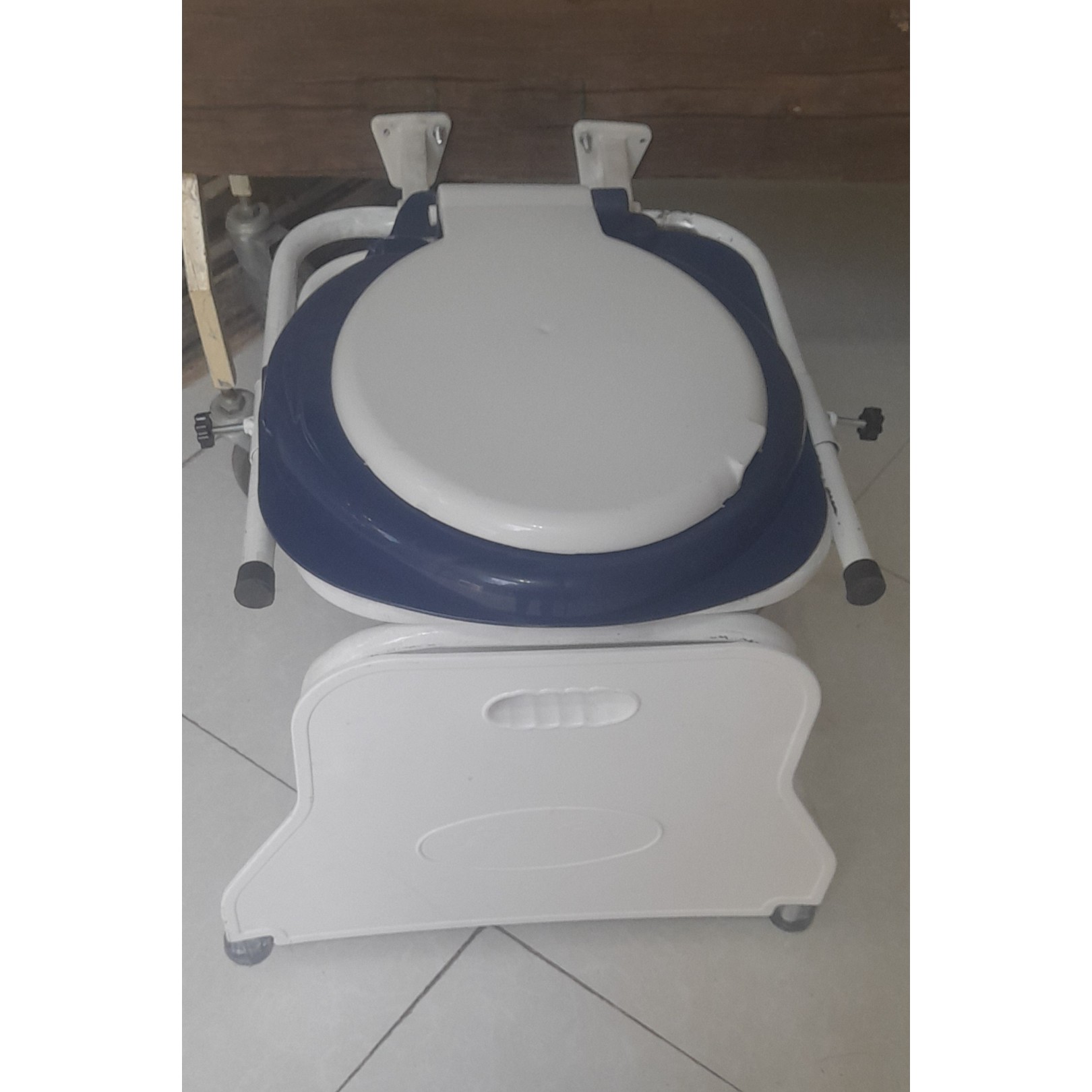 توالت فرنگی دیواری تاشو دیپاک (ارسال رایگان) با رنگ الکترواستاتیک کوره ای