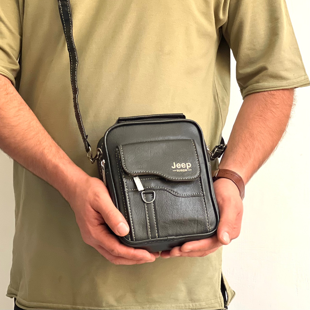 کیف مردانه دوشی و دستی Jeep Susein