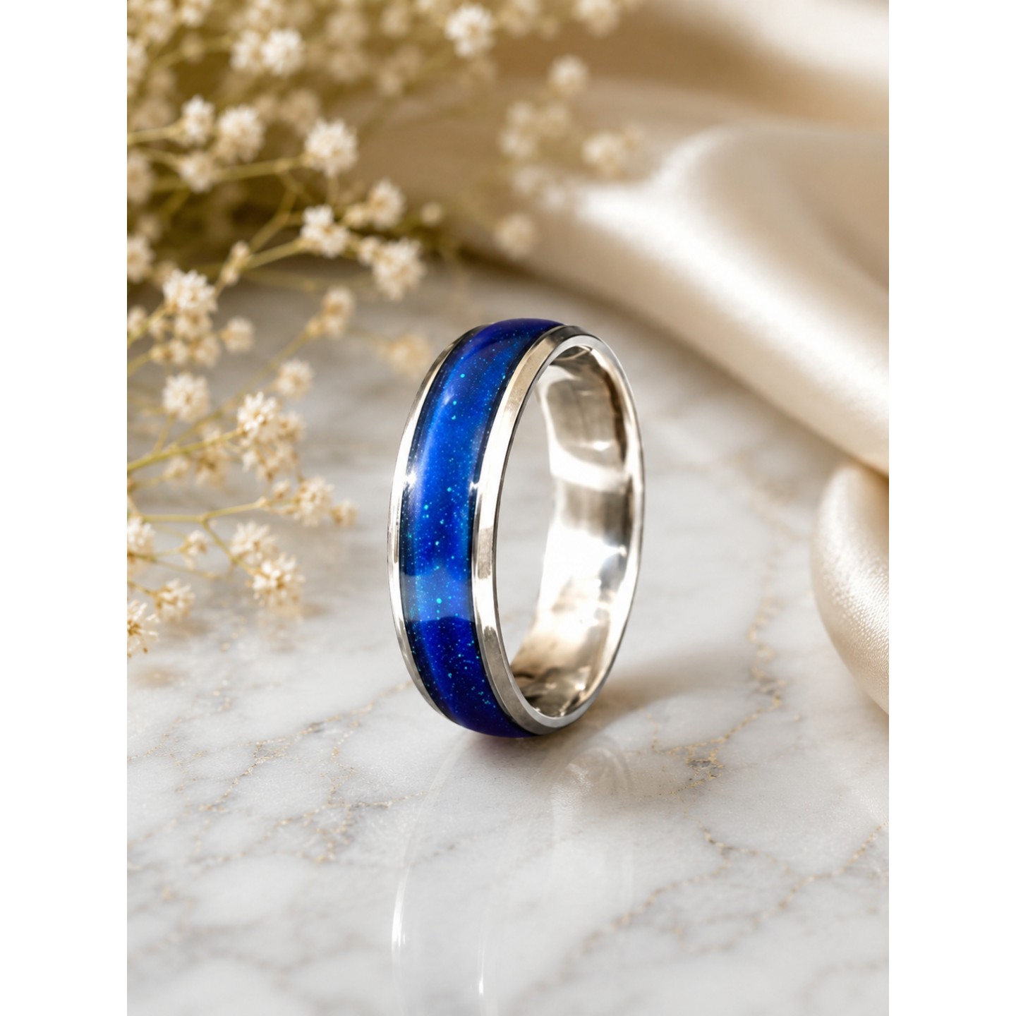انگشتر حرارتی جادویی یا Mood ring
