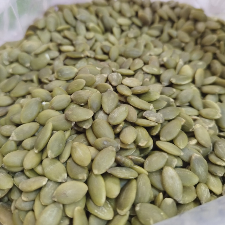 مغز تخمه کدو تازه و درجه یک (100گرمی) سبز و تمیز