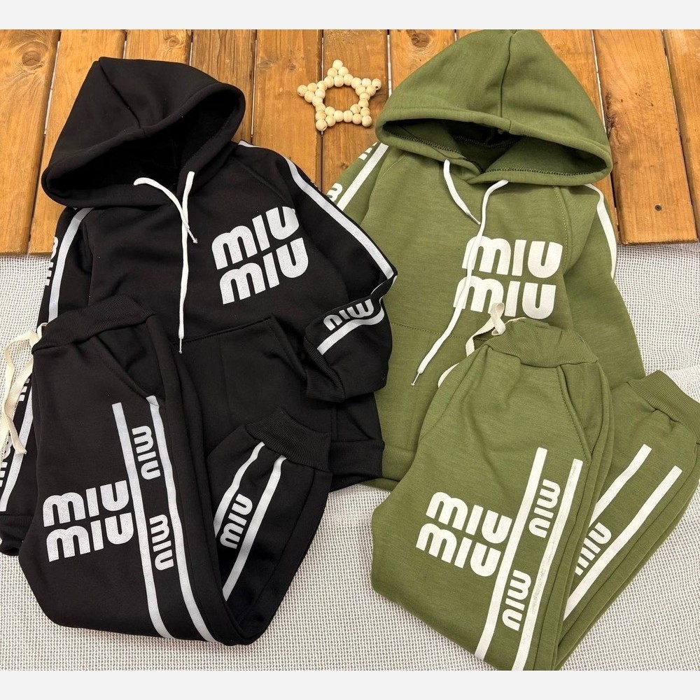 لباس بچگانه هودی شلوار سایز 35تا50 طرح Miu