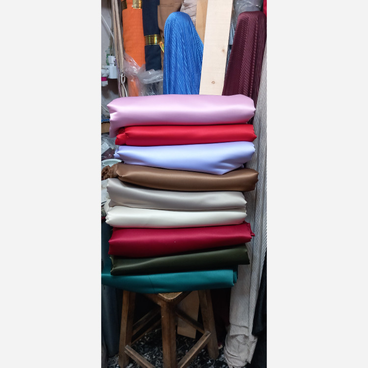 پارچه ساتن آمریکایی تایوان (جنس عالی)