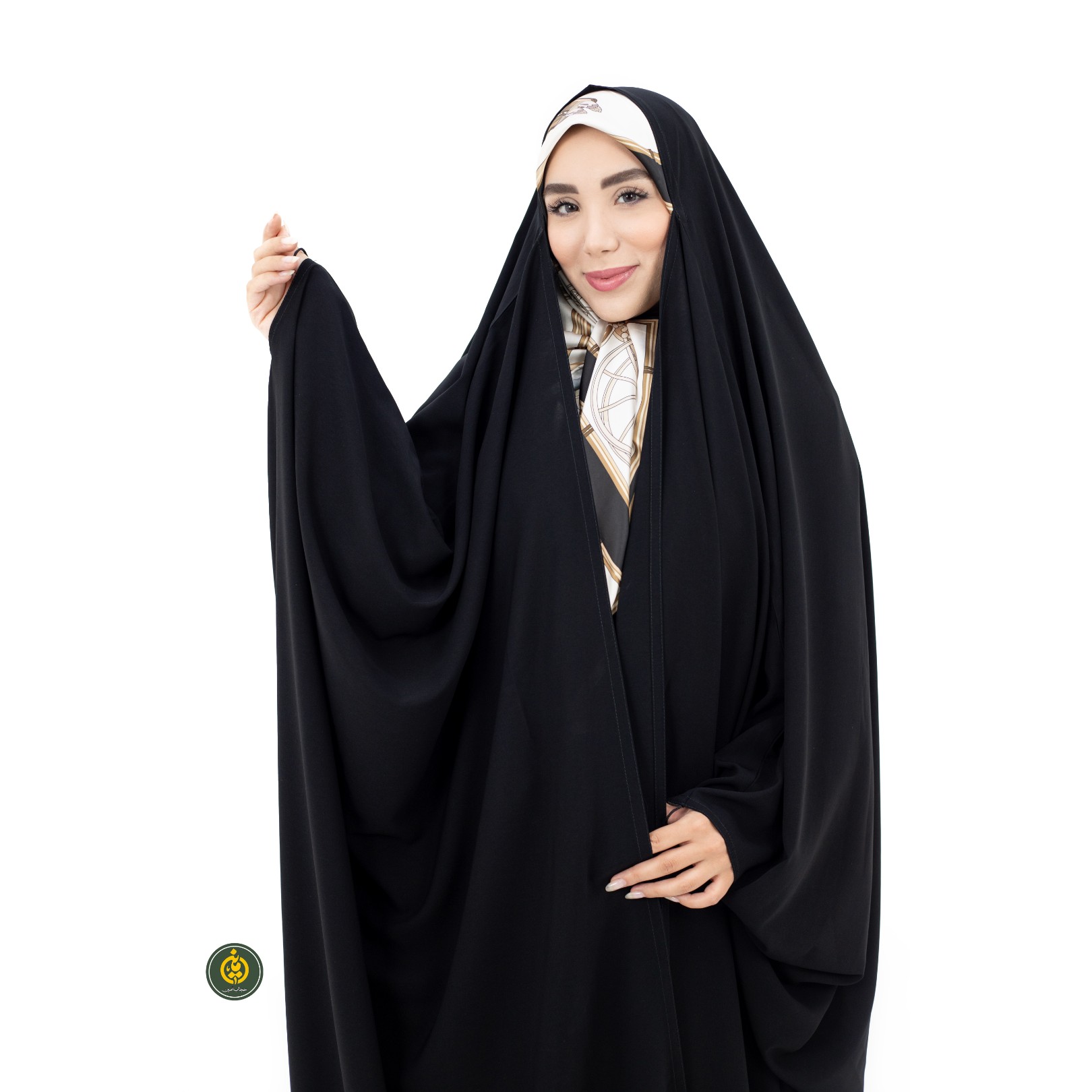 چادر عربی جنس کرپ مهاراجه(نخ کره ای)